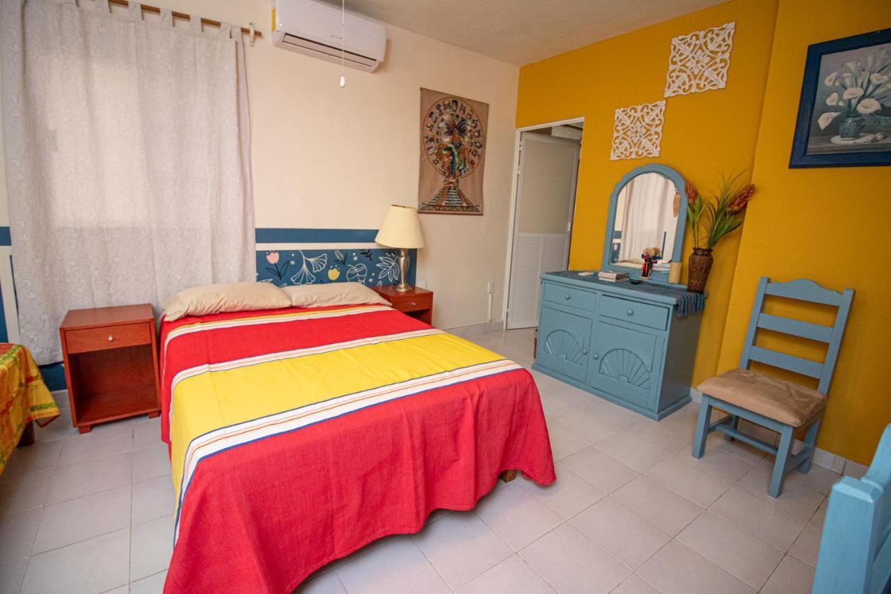 La Casa Del Almendro Hotel Playa del Carmen Exterior photo